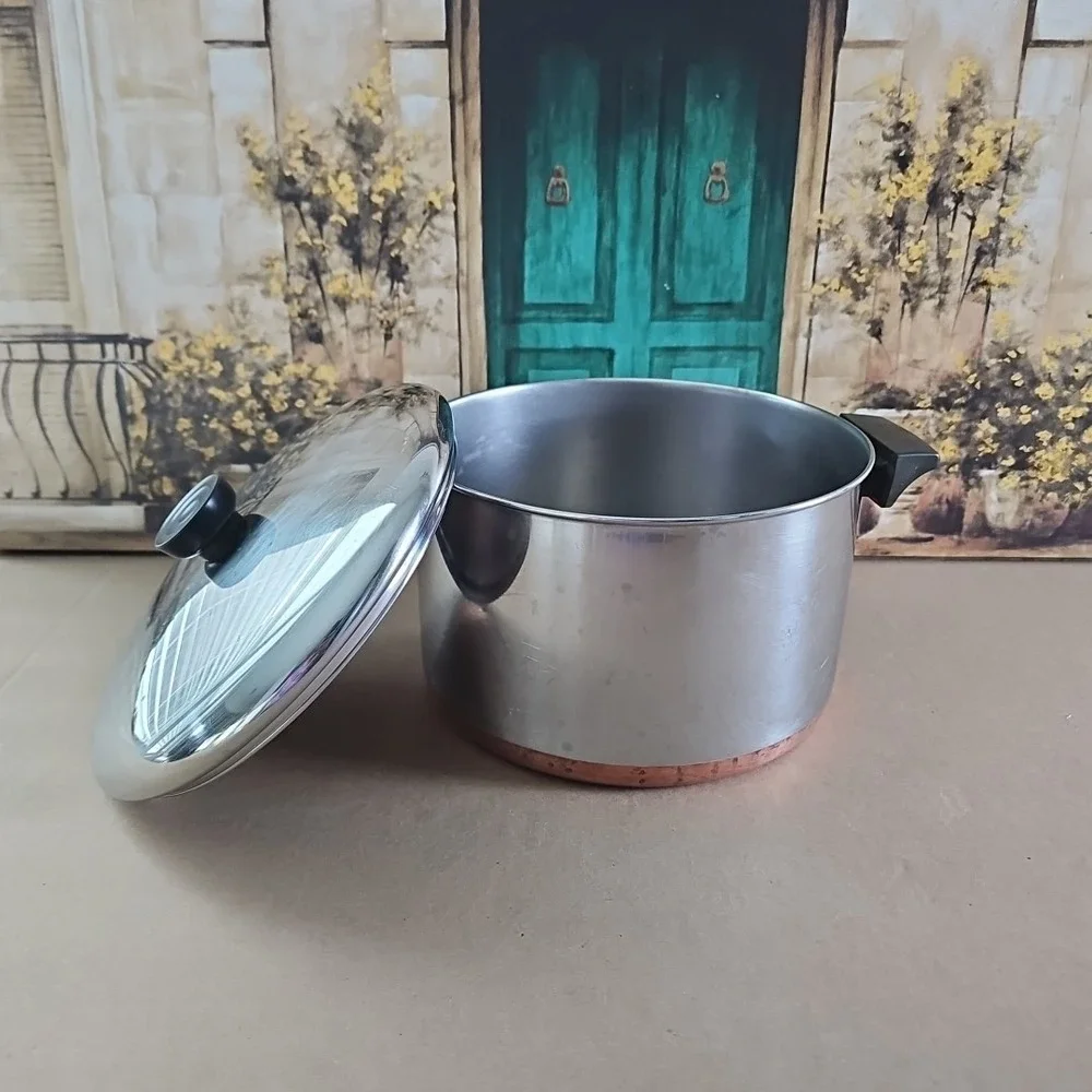 REVERE WARE 6 Qt Stock Pot & Lid Copper Bottom Clinton ILL USA Vtg Clean